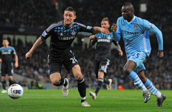 利奠定了坚 利奠定了坚